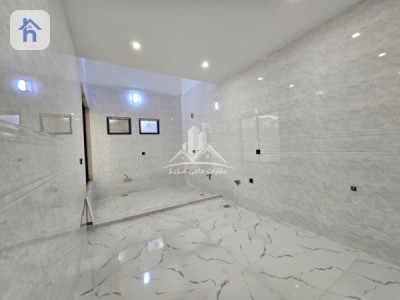 Cozy Home Perfect for Families Image 6