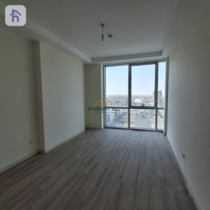 Modern 4 Bedroom Apartment image 3