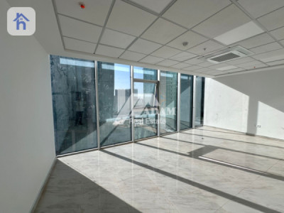 مكتب حديث في موقع مميز صورة 4