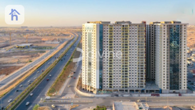 Bright Apartment with 3 Bedrooms image 2