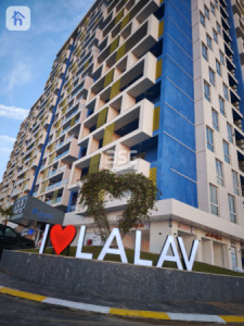 شوقە بە دیمەنی فڕۆکەخانە image 3