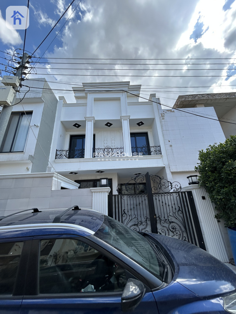 Cozy Home in Erbil with 4BR