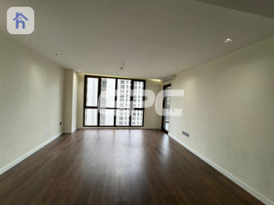 Cozy Two-Bedroom Apartment in Great Location image 1