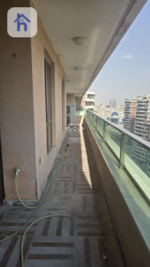 Modern Apartment Image 12