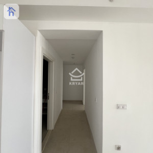 Corner Apartment Image 6