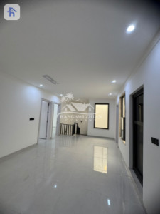 Modern House image 5
