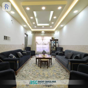 خانوویەکی ئارام بە چەند ژوورێکەوە وێنە 4