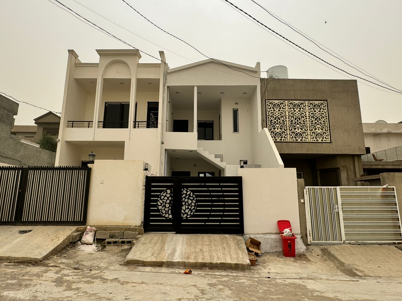 House One Floor and Half