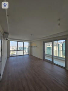 شوقەیەکی مۆدێرن لە ئیمپایەر وینگز image 1