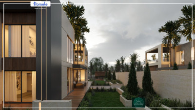House (No. F-25) Image 3