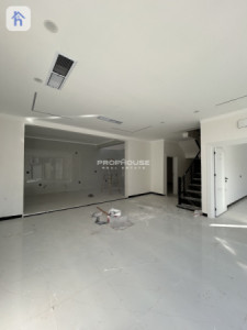 Spacious 4-Bedroom House in Hawlery Nwe Resim 4