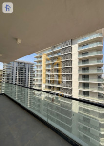 Luxurious Apartment in Rami Towers image 17