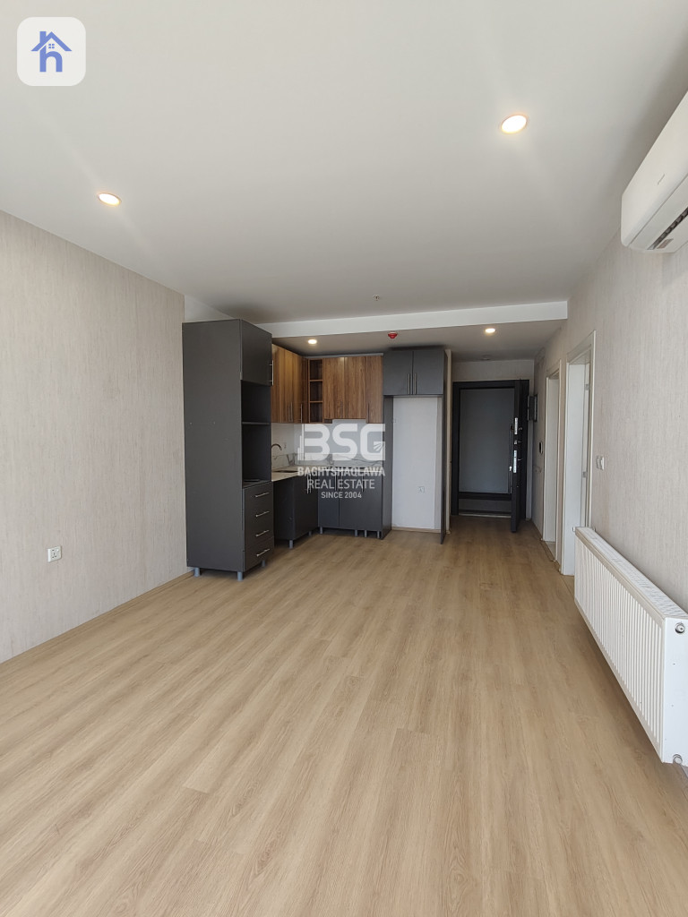 Cozy 1-Bedroom Apartment in White Towers