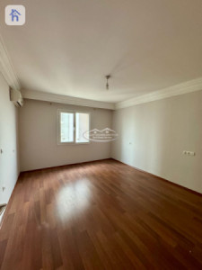 Spacious Apartment in New Eskan Image 5