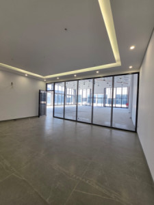 Corner Showroom image 13