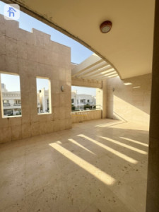 Luxury House image 3
