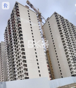 Cozy One-Bedroom Apartment in Prime Location image 3