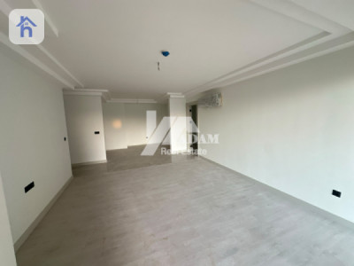 Spacious 4-Bedroom Apartment with Views image 4