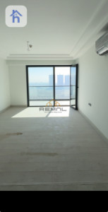 Modern Apartment with 2 Bedrooms Image 7