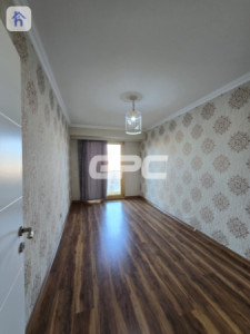 شوقەیەکی فراوانی چوار ژووری نوستن لە تاوەری ئەل ڕۆیا وێنە 4