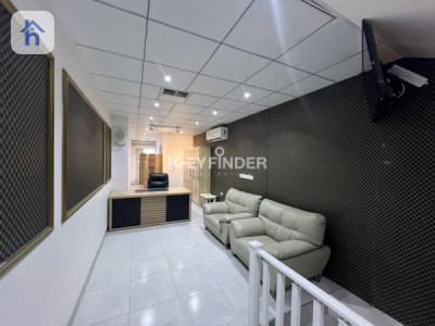 Commercial Building in Tayrawa Image 8
