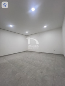 Modern 5-Bedroom Residence in Aram city Image 5