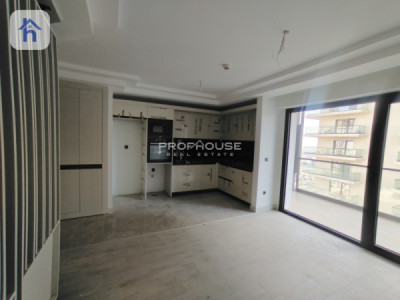 Modern Studio Apartment with Great Views image 4