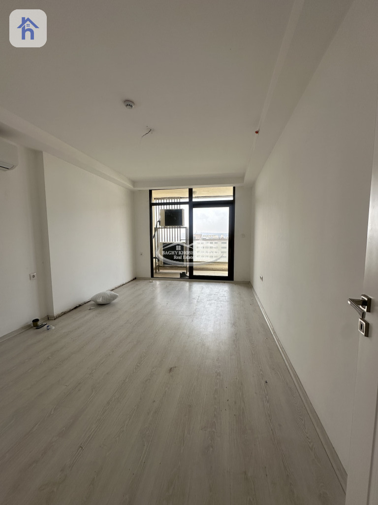Modern 1 Bedroom Apartment in Empire Pearl Towers Resim 2