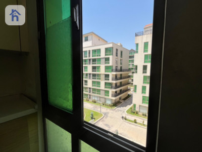 Modern 2 Bedroom Apartment in Erbil image 11