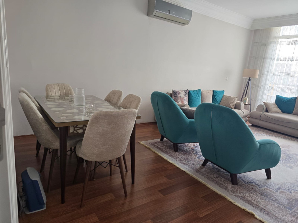 Spacious 3 Bedroom Apartment for Sale Image 2