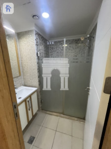 Spacious apartment in Roya Tower Image 8
