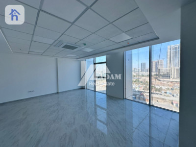 مكتب بمساحة 123 متر مربع مع مطبخ وصالة صورة 6