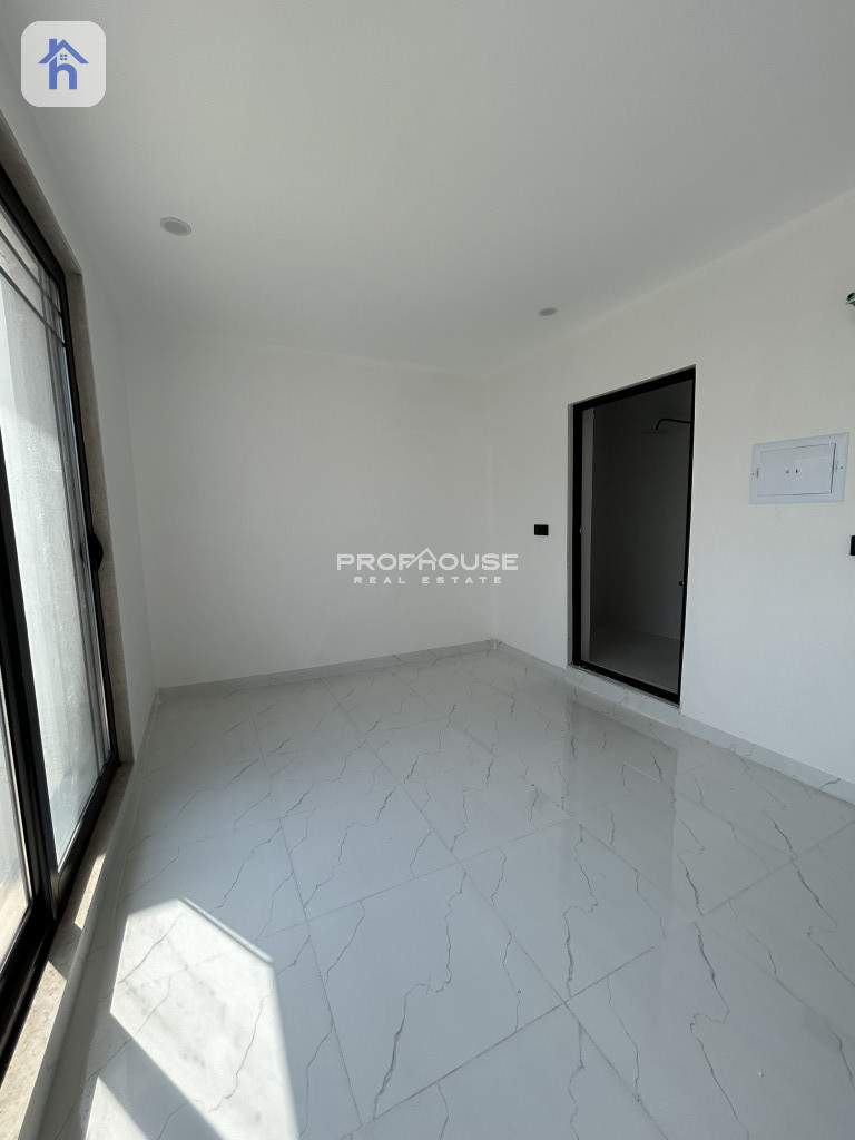 Corner House Resim 8