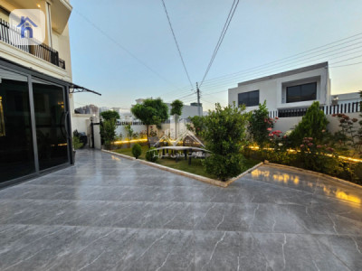 Modern House image 3