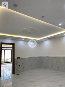 Modern House Image 9