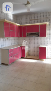 Spacious Family Home with 4 Bedrooms Image 6