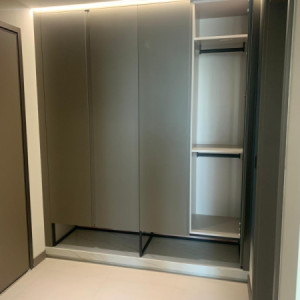 Studio Apartment For Rent Image 4
