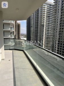 Spacious Apartment in Prime Location image 7
