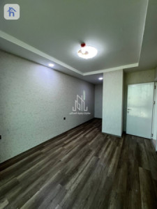 شوقەیەکی مۆدێرن بە دوو ژووری نوستن لە هەولێر وێنە 5