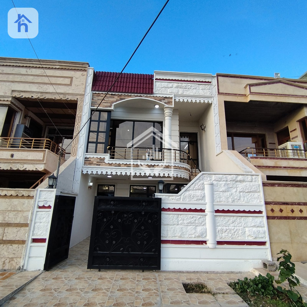 منزل طابقین