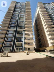 Spacious Apartment with 3 Bedrooms Image 11