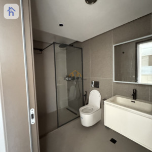 Modern Apartment in Cavalli Tower Image 5