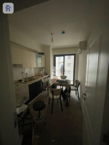 Modern 3-bedroom apartment image 2