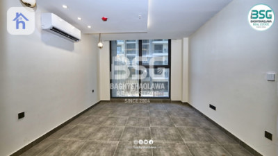Apartment in Cash Image 5