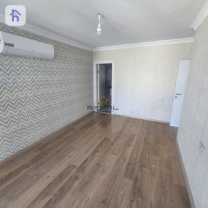 2-Bedroom Apartment with Open Layout image 6