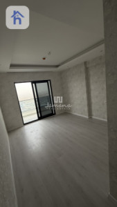 Spacious 2 Bedroom Apartment with Modern Design Image 8