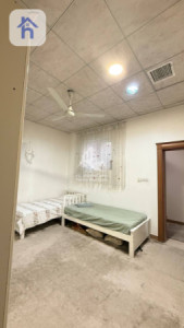 Three Floor House Image 9