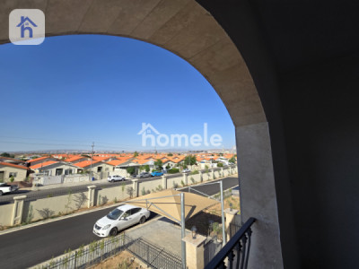 Modern House Image 5