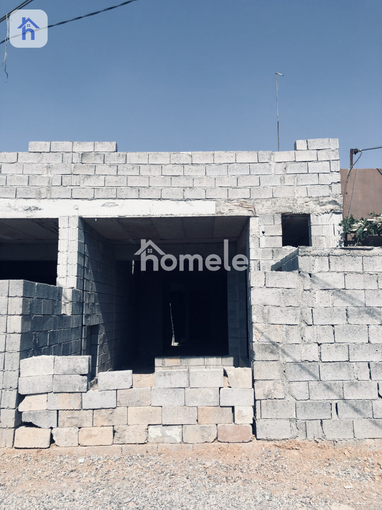 Structure (100m²)