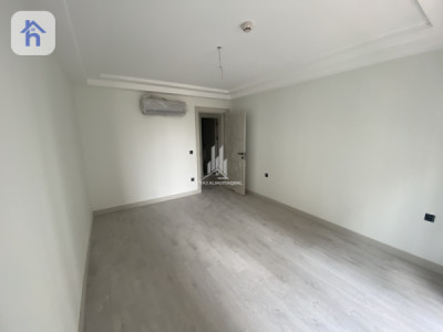 Cozy Apartment in Rami Towers Image 6